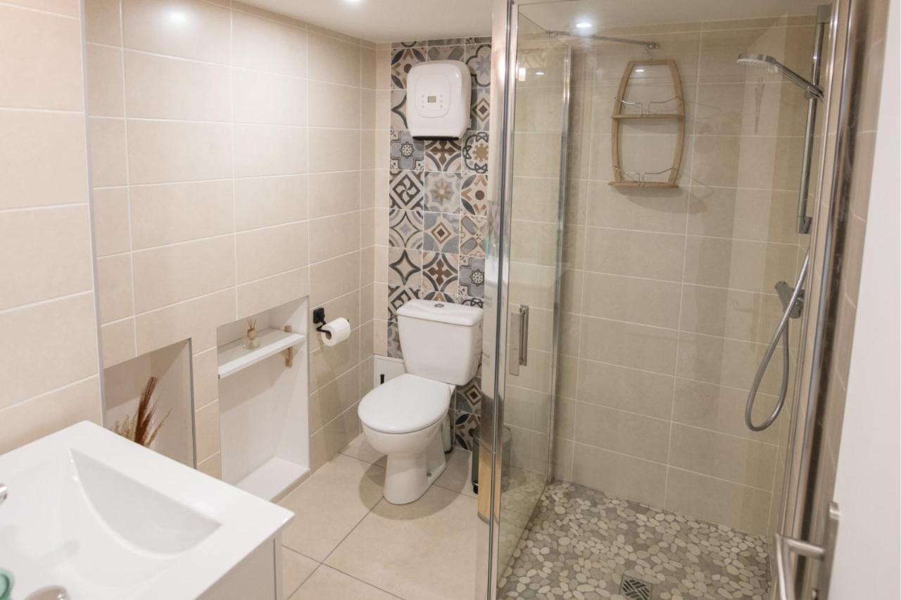 Kasa Home - Calme, Cosy, Wifi & Netflix Saint-Martin-la-Plaine Εξωτερικό φωτογραφία